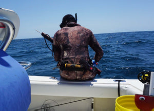Spearfishing Tourniquet - Spearfisherman with OMNA Marine Tourniquet - Recon Marine