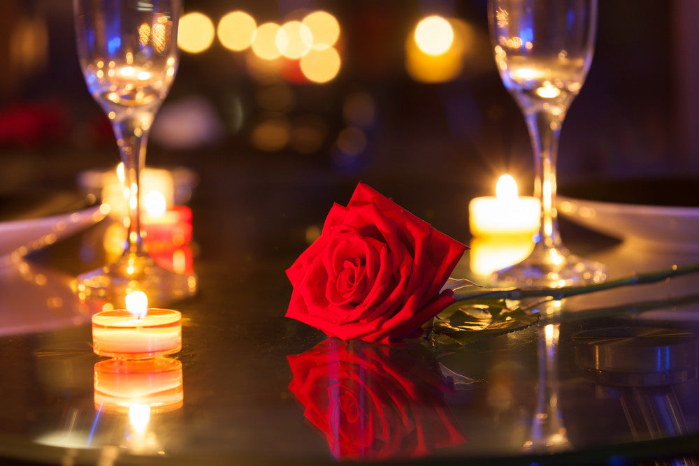 BEST WAYS TO CREATE A ROMANTIC DINNER AT HOME – Next Deal Shop