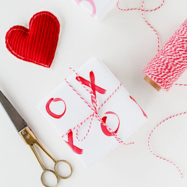 DIY Valentine's Gift Wrap