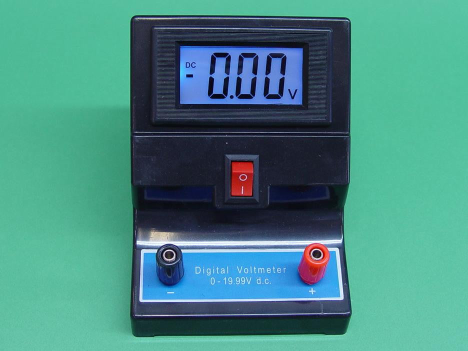 VOLTMETER DIGITAL BENCH 0-20V