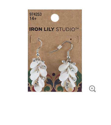 White Shell Teardrop Rhinestone Earrings
