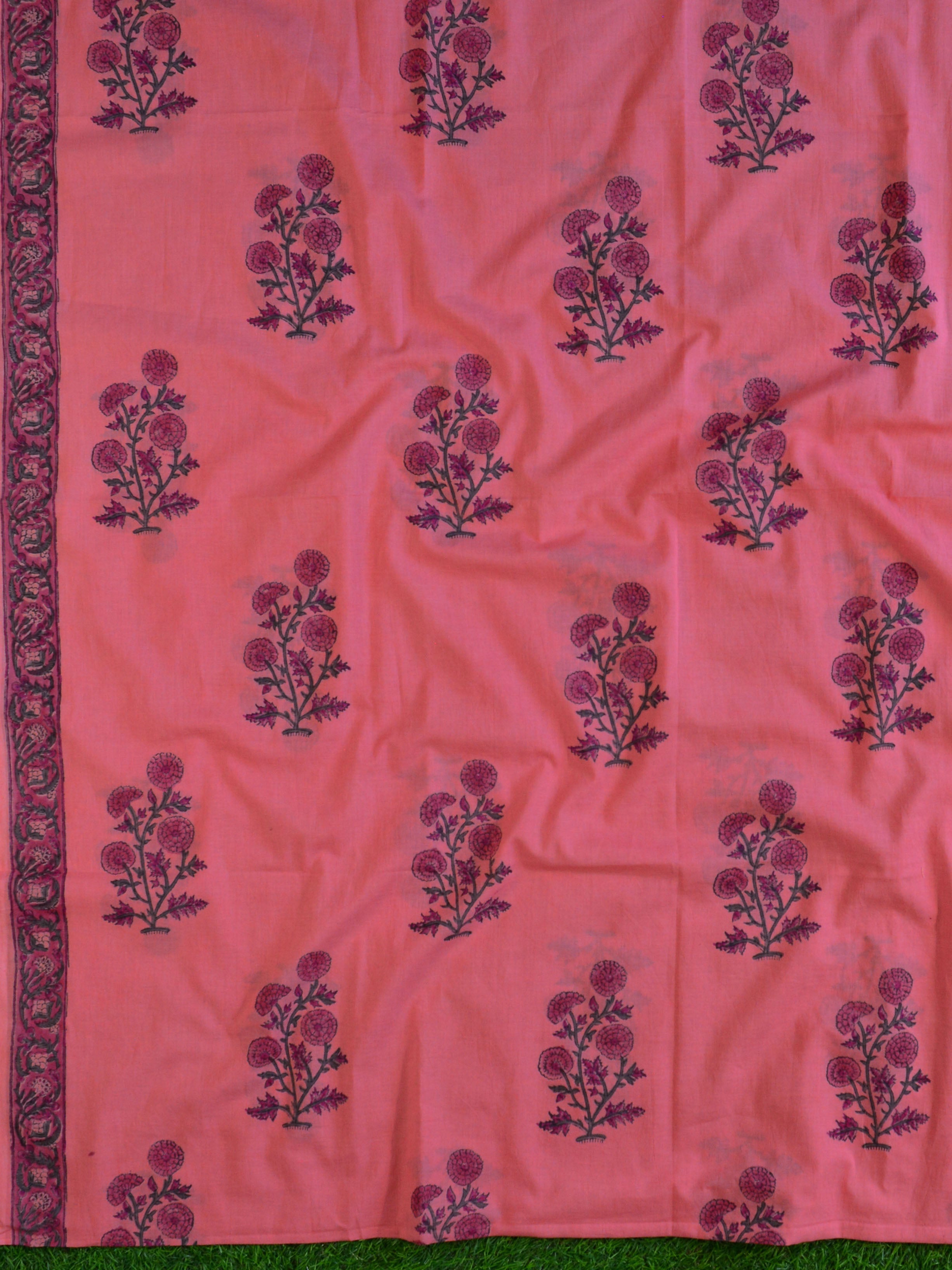 Handloom Mul Cotton Handblock Printed Suit Set-Peach & White