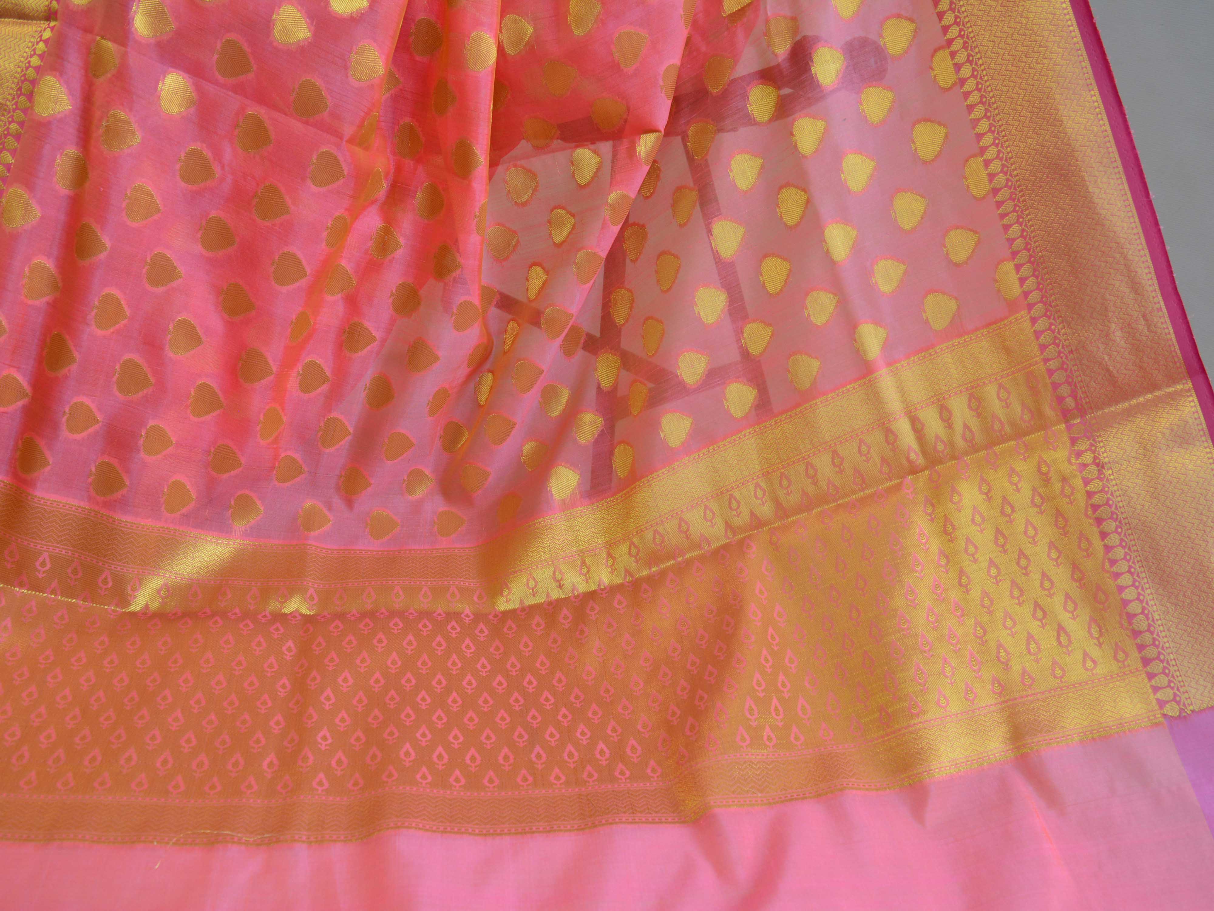 Banarasee Cotton Silk Mix Saree With Zari Buti Design-Peach