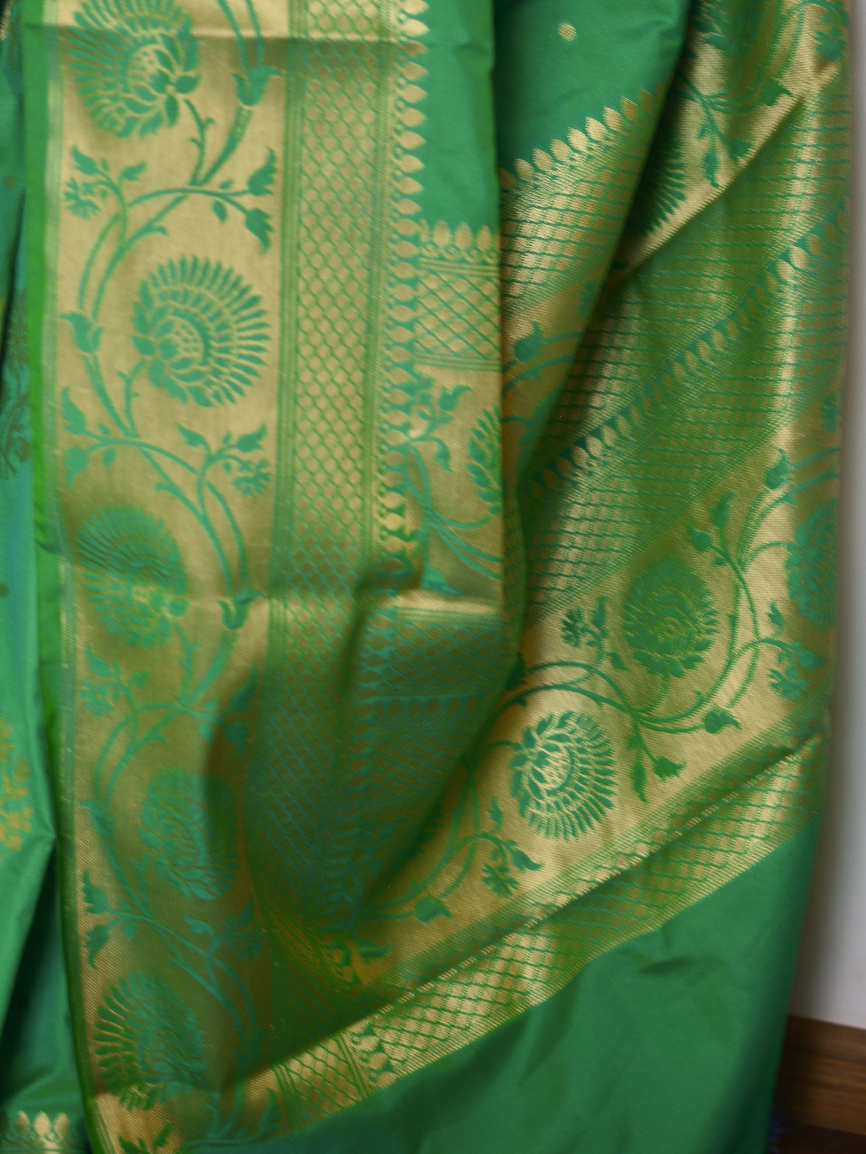 Banarasee Handwoven Semi Silk Saree With Floral Buta & Border Design-Green
