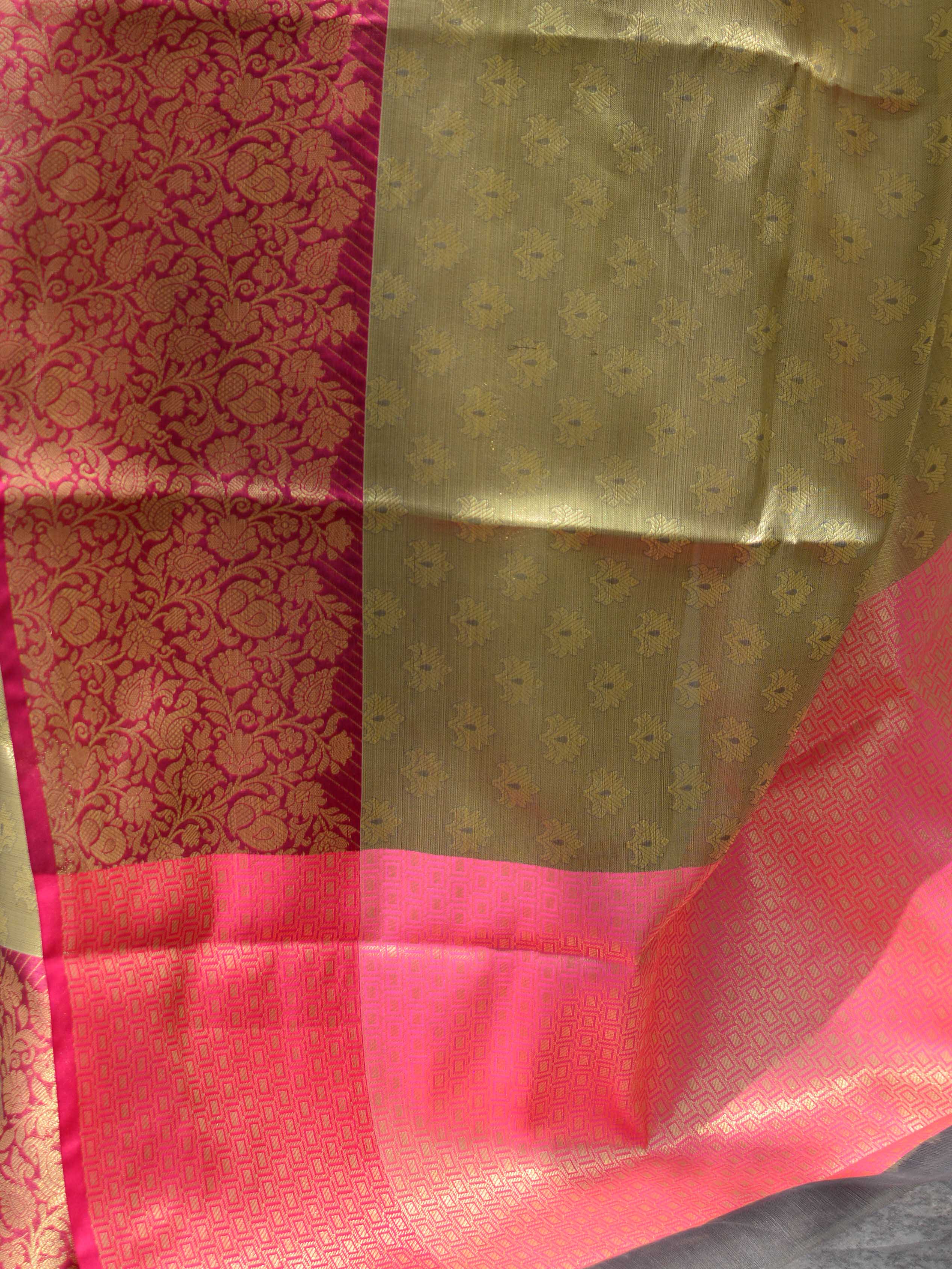 Banarasee Kora Muslin Saree With Tanchoi Design & Skirt Border-Dull Gold