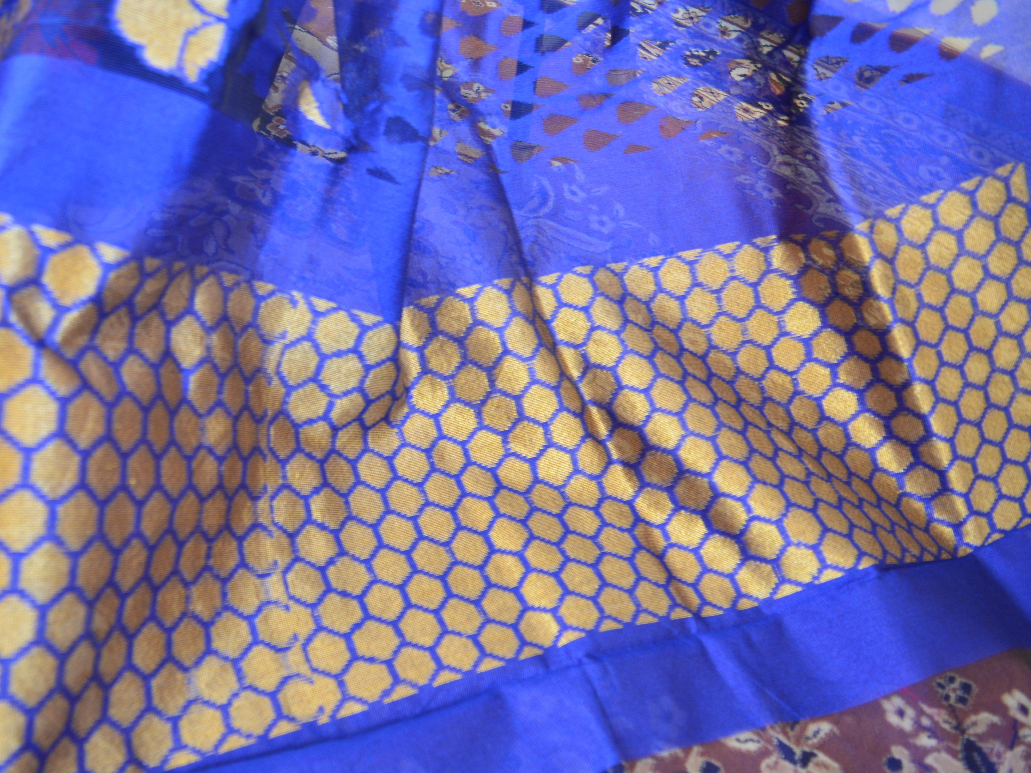 Banarasee Handwoven Net Floral Border Saree-Royal Blue