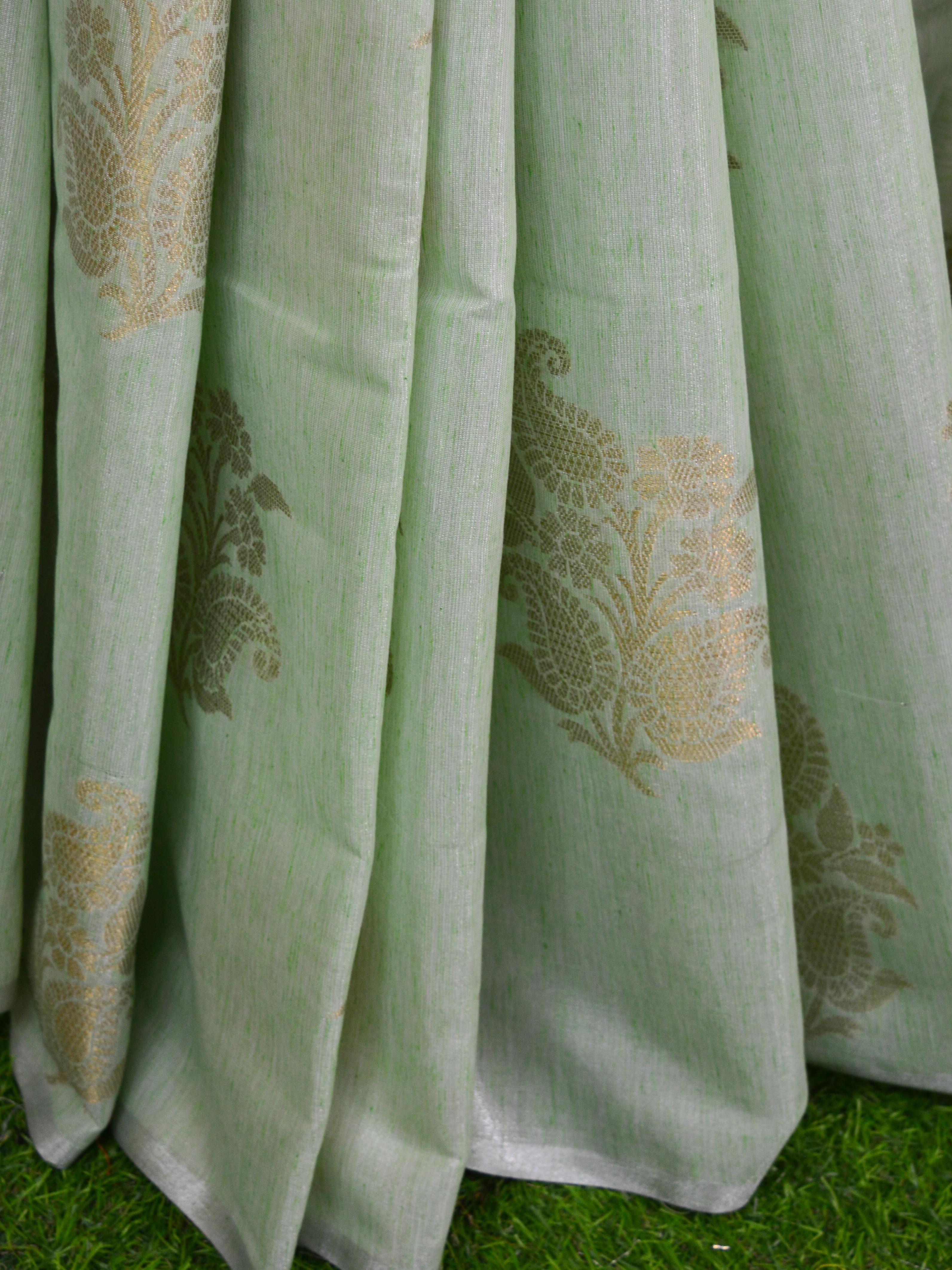 Banarasee Handloom Linen Mix Antique Zari Thin Border Saree-Green