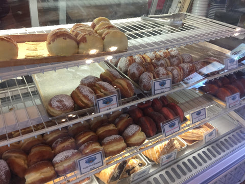 punaluu bakery display case