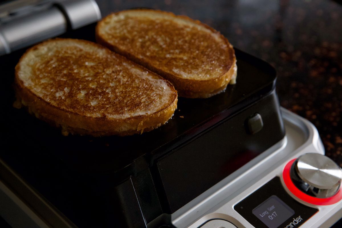 Cinder Grill Grilled Cheese Recipe
