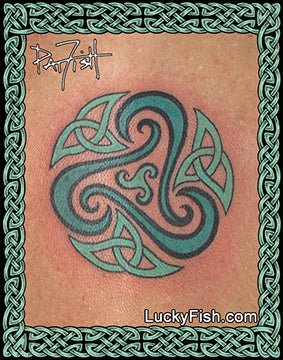 Surf Babe Celtic Tattoo Design – LuckyFish Art
