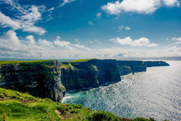 cliffs-of-moher-ireland-summer-holiday