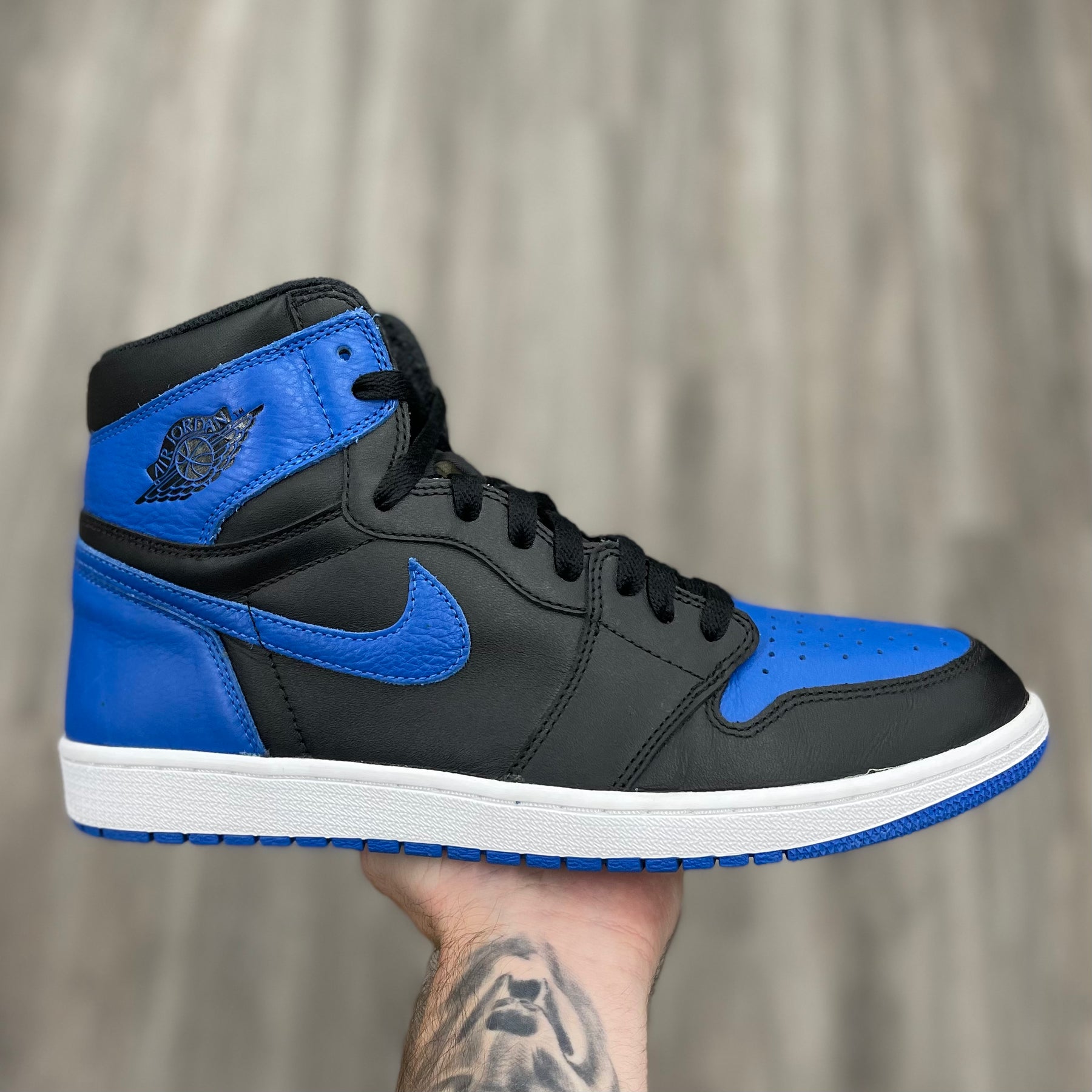 Air Jordan 1 Retro “Royal 2017”