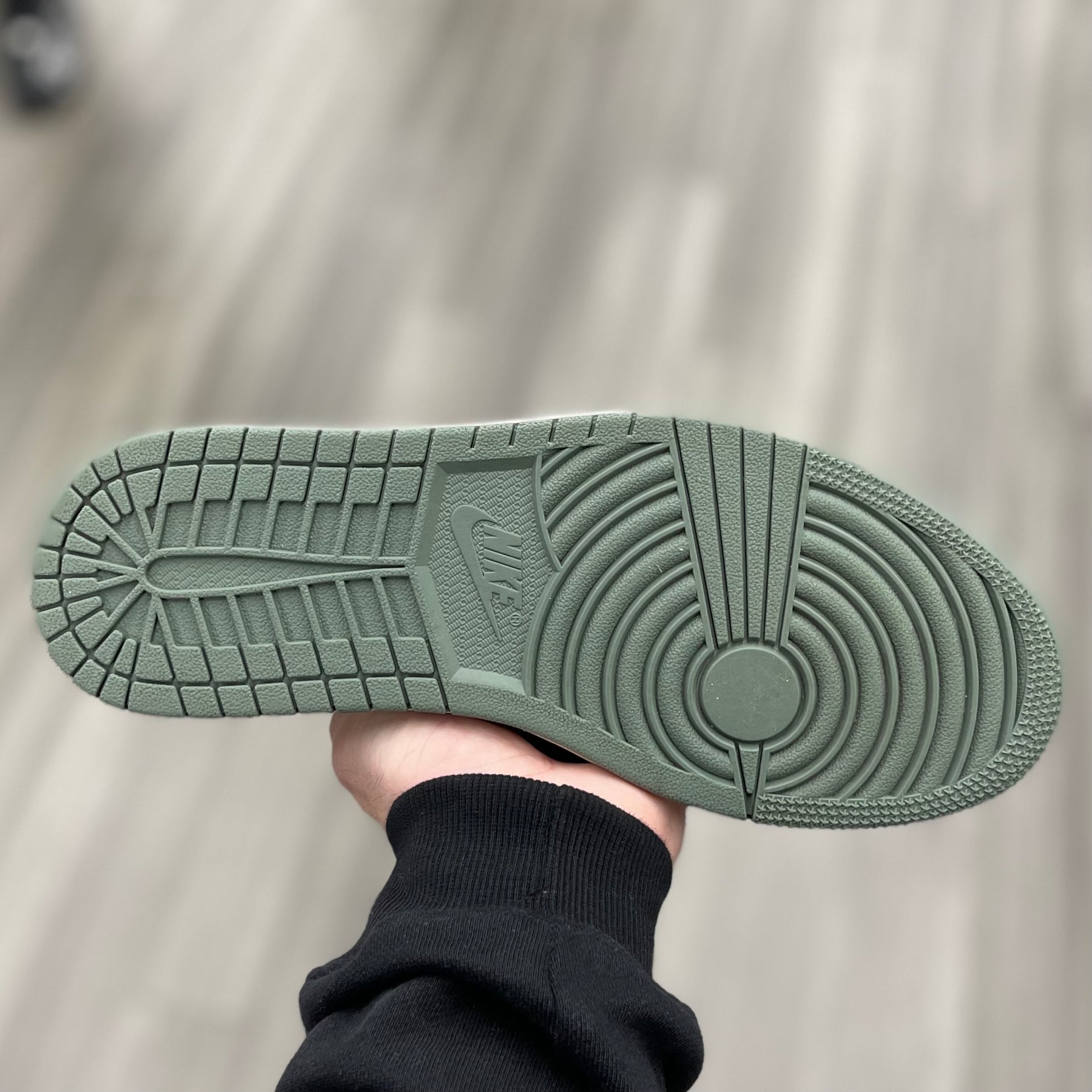 Air Jordan 1 Retro High OG “Clay Green”