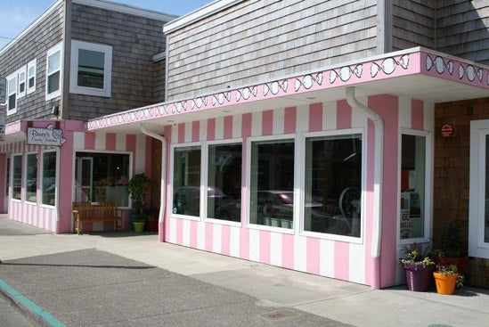 Bruce's Candy Kitchen - Cannon Beach, Oregon