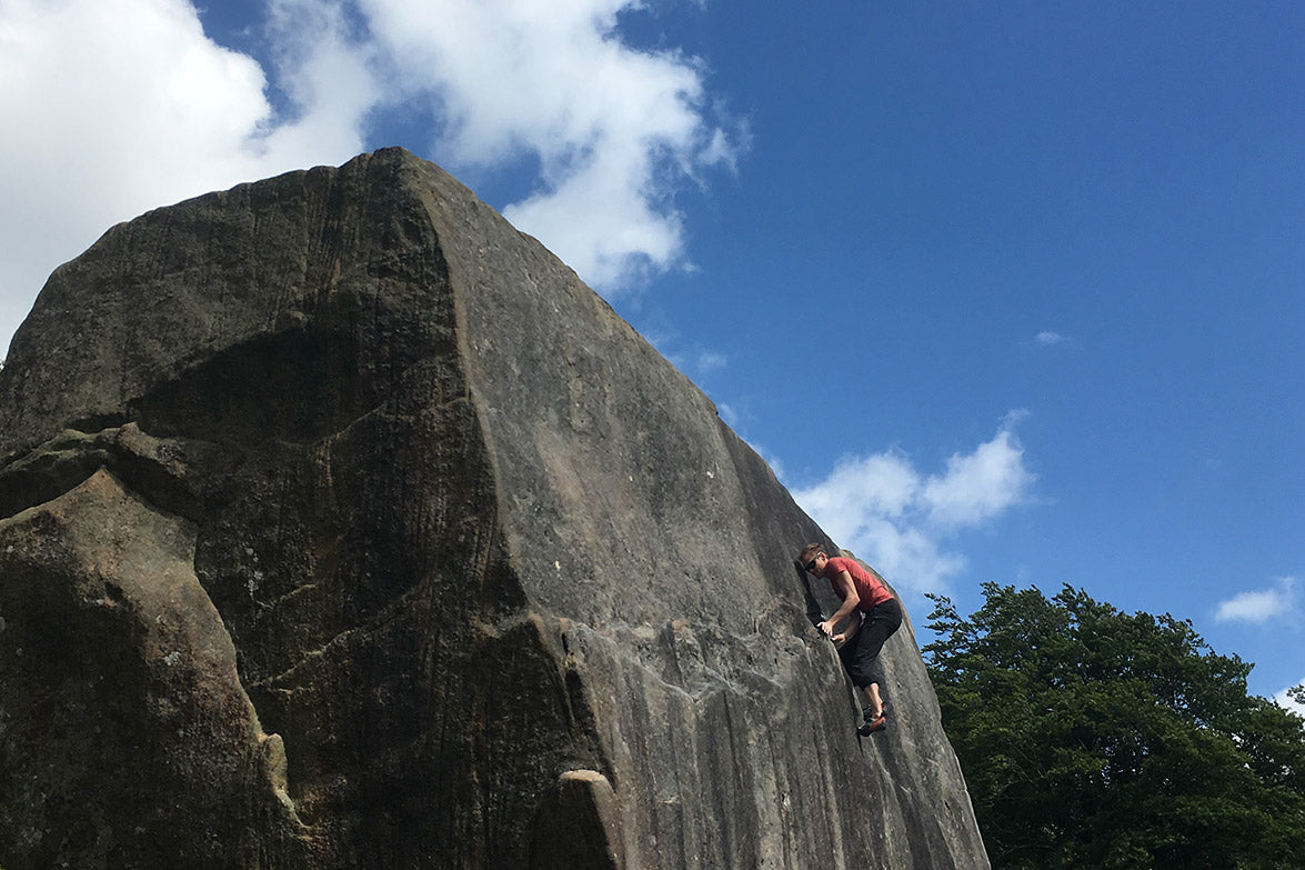 bouldering stanage edge peak district silverstick adventure 2