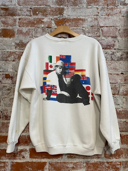 L Vintage Garth Brooks International White Crewneck Sweatshirt