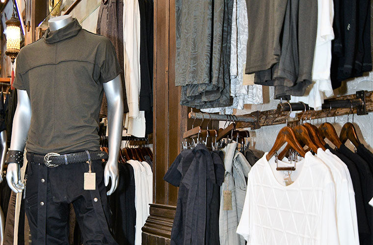 Psylo Fashion Koh Samui Mannequin and clothes