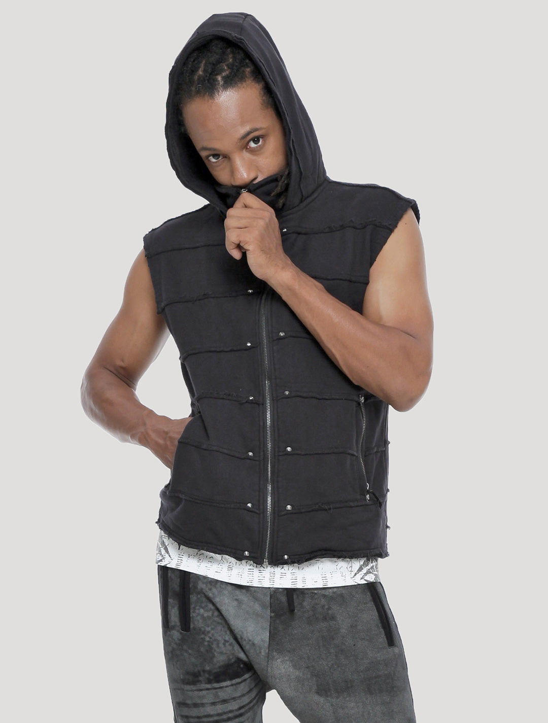 Moli Hoodie Vest - Sleeveless Zipped Jacket