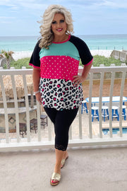 25 CP-C {Style Sequence} Multi-Color Print Top PLUS SIZE 3X