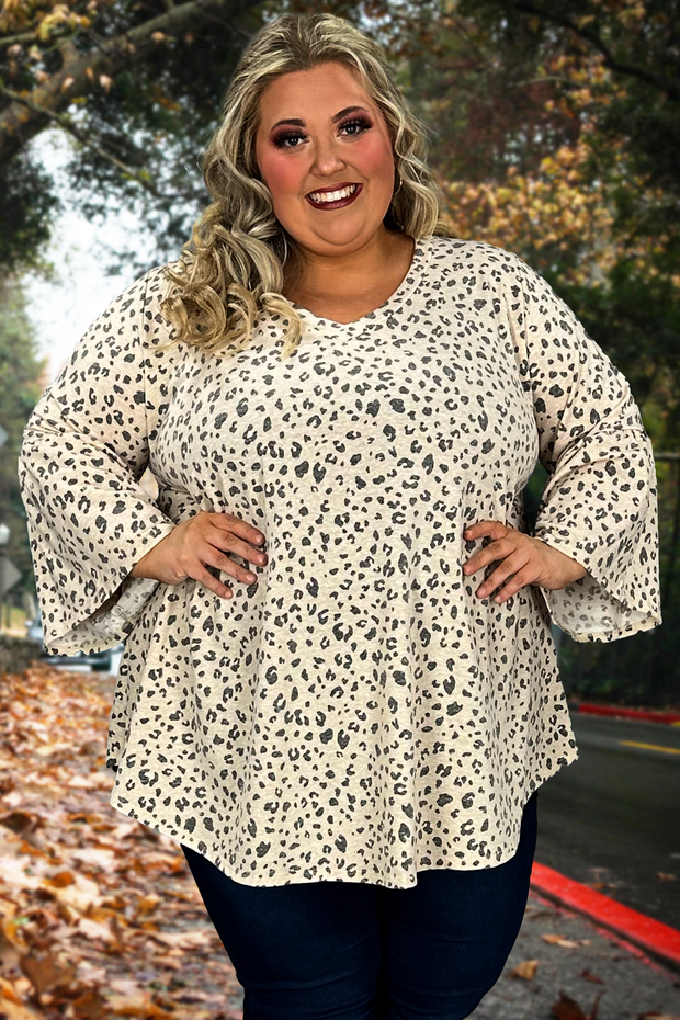 49 PQ-E {Another Dream} Beige Animal Print V-Neck Top EXTENDED PLUS SIZE 3X 4X 5X