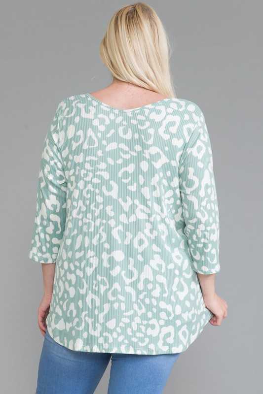 63 PQ-A {You Remind Me Of Something} Sage Leopard Top EXTENDED PLUS SIZE 4X 5X 6X