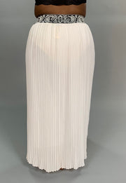 BT-A Off-White Pleated Skirt  with Wide Elastic Banded Waist  PLUS SIZE