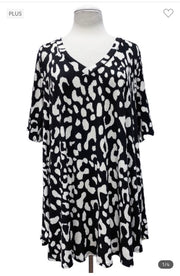 26 PSS-B {Inviting Grace} Black Ribbed Animal Print Top EXTENDED PLUS SIZE 3X 4X 5X
