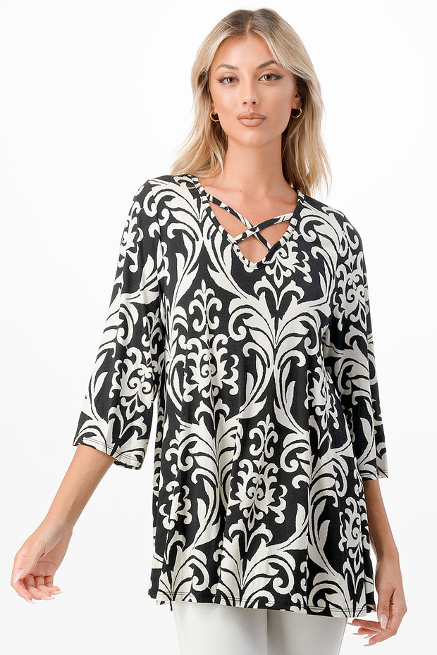 16 PQ-B {In The Clear} SALE!! Black Criss Cross Print Tunic PLUS SIZE 1X 2X 3X