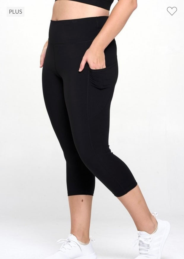 LEG-59 {Effortless Comfort} Black Yoga Capri Leggings w Pockets PLUS SIZE 1X 2X 3X