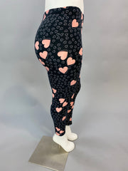 Leg-14 {Simple Love} Heart Printed Capri Leggings