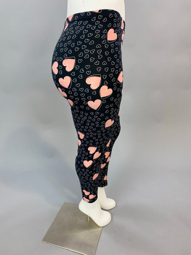 Leg-14 {Simple Love} Heart Printed Capri Leggings