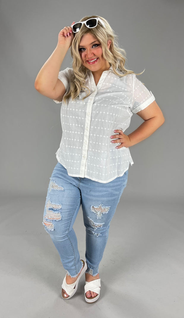 SSS-A  M-109 {Karen Scott} White Eyelet Top Retail €46.50 ***FLASH SALE***