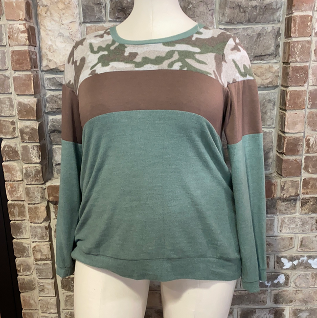 29 CP-F {Camo Duty} Green Brown Camo Top PLUS SIZE XL 2X 3X