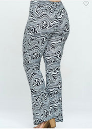 BT-A {On A Break} Black/White Swirl Print Flared Knit Leggings PLUS SIZE 1X 2X 3X