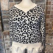 25 CP-E {Sweet One} Black White Animal Sweater PLUS SIZE XL/2X 2X/3X