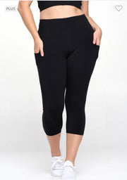 LEG-59 {Effortless Comfort} Black Yoga Capri Leggings w Pockets PLUS SIZE 1X 2X 3X