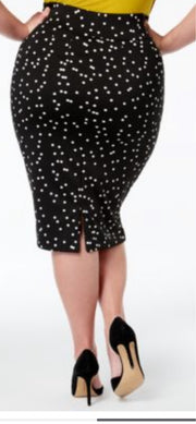 BT-M  M-109  {Alfani} Black Dot Skirt Retail 69.50 PLUS SIZE 22w