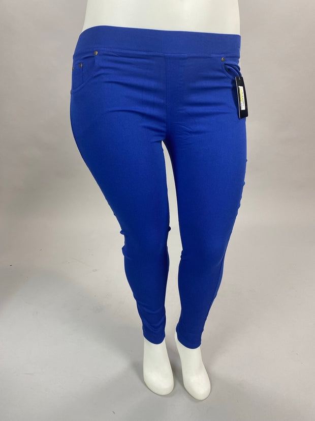 BIN 98{Running Around) Blue Jeggings Rhinestone Detail Capri Plus Size 1X/2X  2X/3X