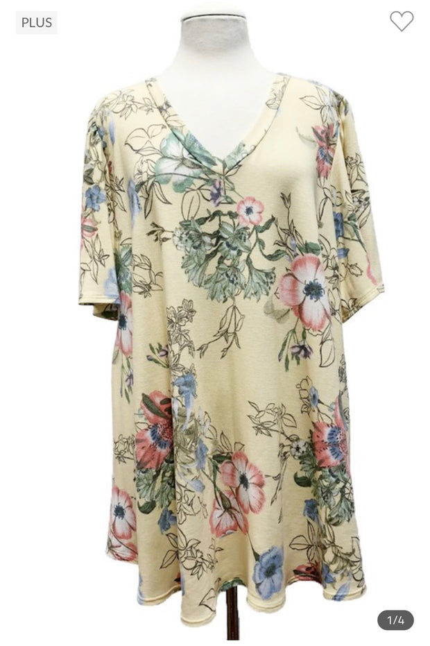 17 PSS-P {Once Upon A Lily} ***SALE***Yellow Floral V-Neck Top PLUS SIZE 1X 2X 3X