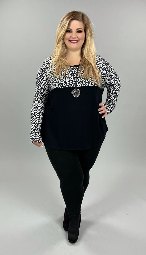 30 OR 36 CP-F {All In The Top} Black/White Animal Print Top PLUS SIZE 1X 2X 3X