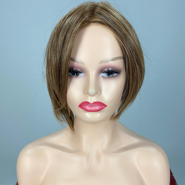 "Woolala" (Nutella Buttercream) Luxury Wig