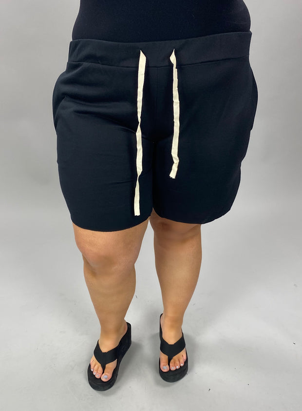 BIN 98  {Out for the Weekend} Black Short Back/Side Pockets Plus Size XL 1X 2X SALE!!!!