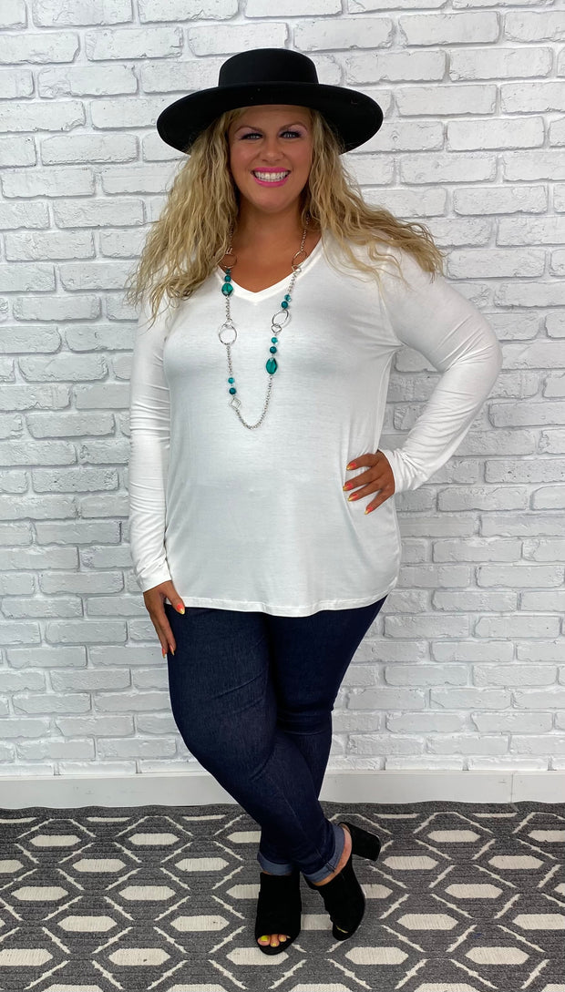 45 SLS-T {Better Than Average} White V-Neck Tunic Plus Size 1X 2X 3X