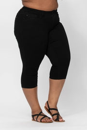 LEG-4 & 5  {Inside Job} Black Butter Soft Yoga Capri  EXTRA PLUS SIZE