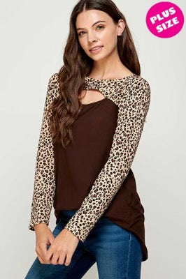 92 CP-B {All Attention} BROWN Top Leopard Keyhole PLUS SIZE 1X 2X 3X