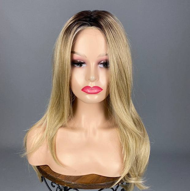 "Dolce & Dolce 23" (Honey Chai Latte) Luxury Wig