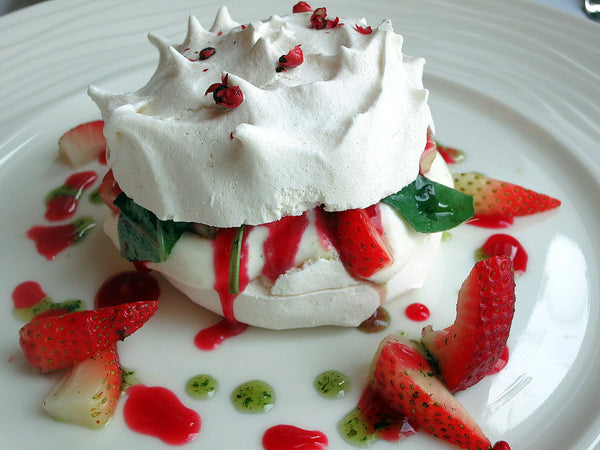 strawberry basil pavlova - good memories passover recipes