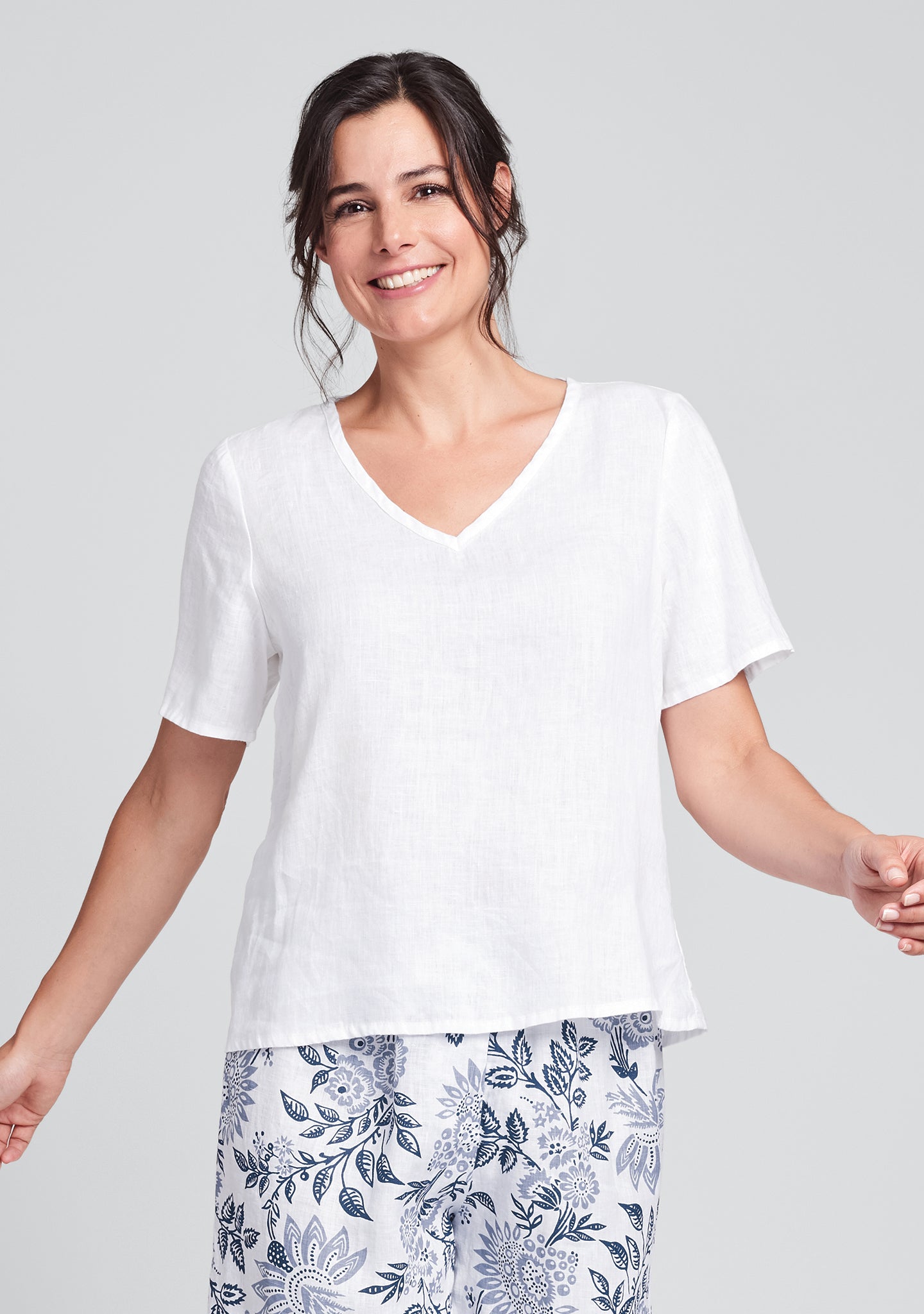 s/s crop v linen t shirt white
