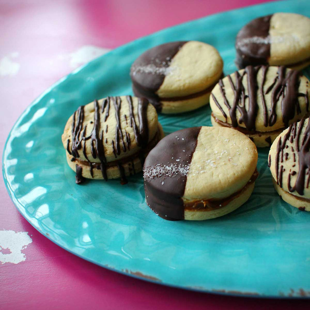 Melt-in-your-mouth Chocolate Alfajores Cookies