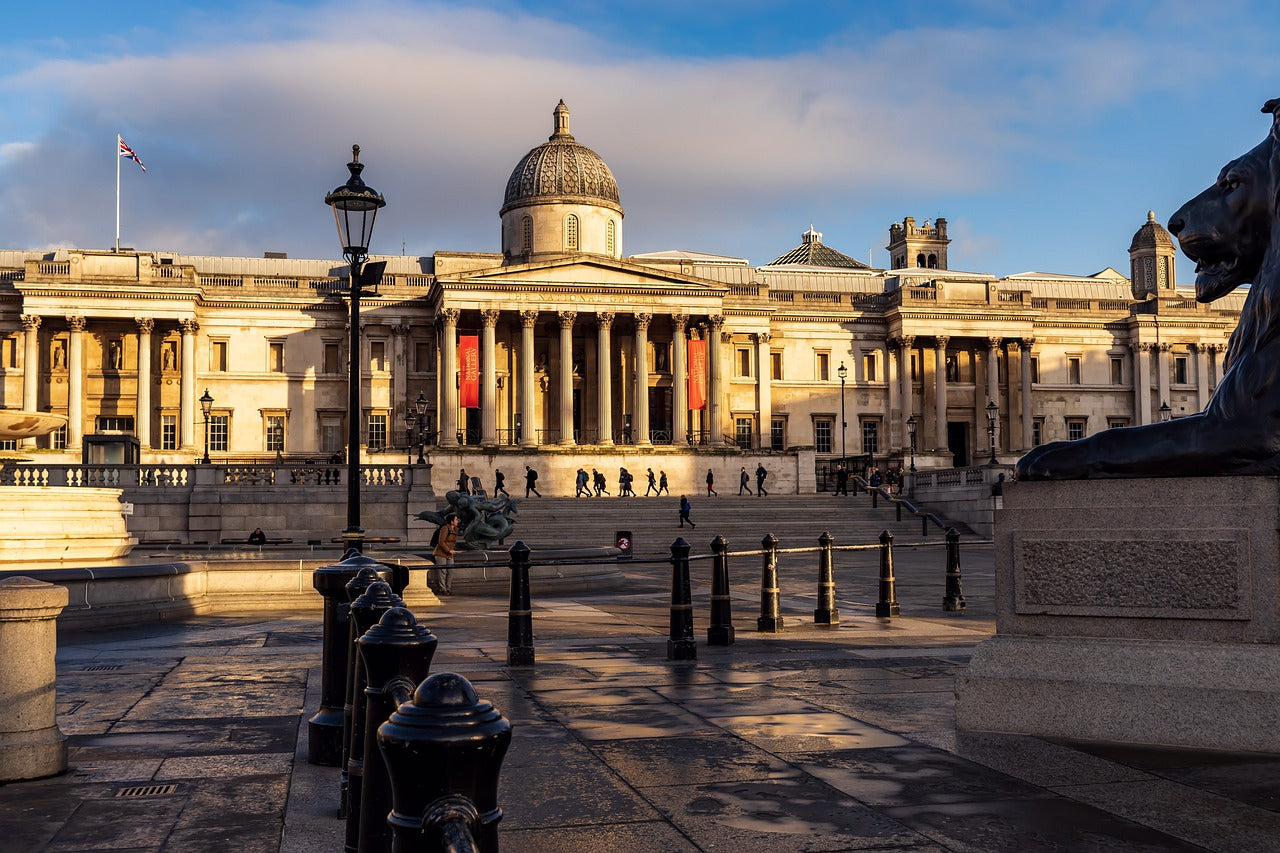 Trafalgar Square • London • UK Visas • Restless World